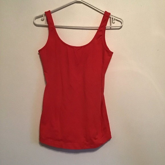 Lululemon Amaya Tank Alarming - Picture 3 of 6